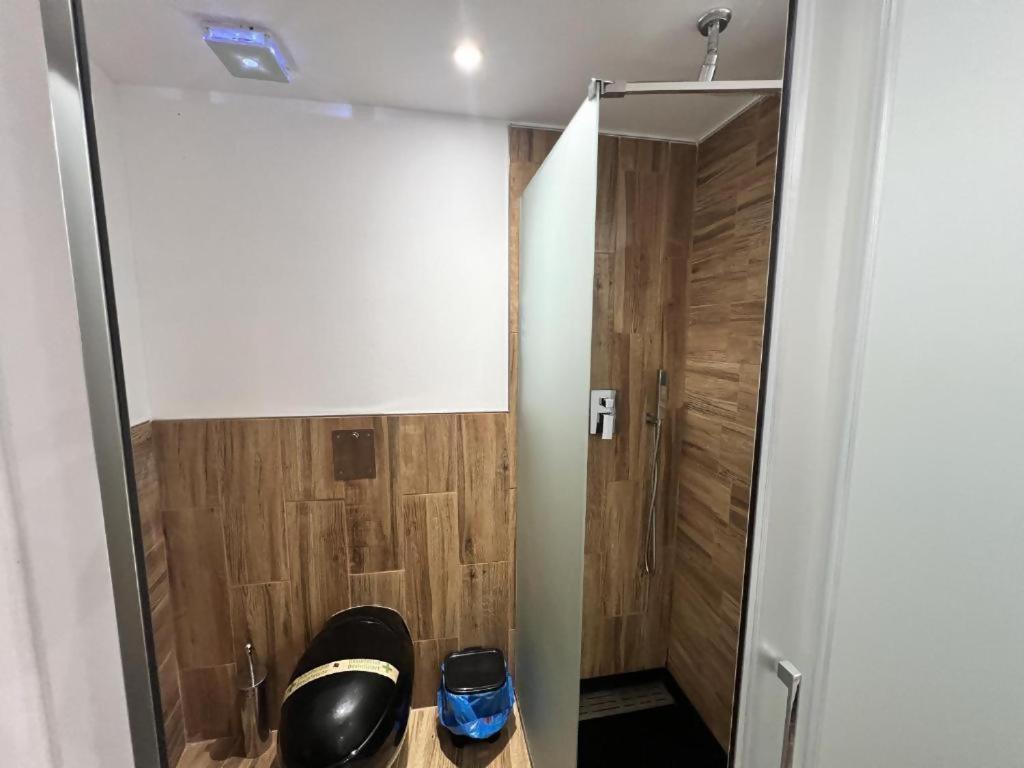 Ilustre Rooms Малага Номер фото