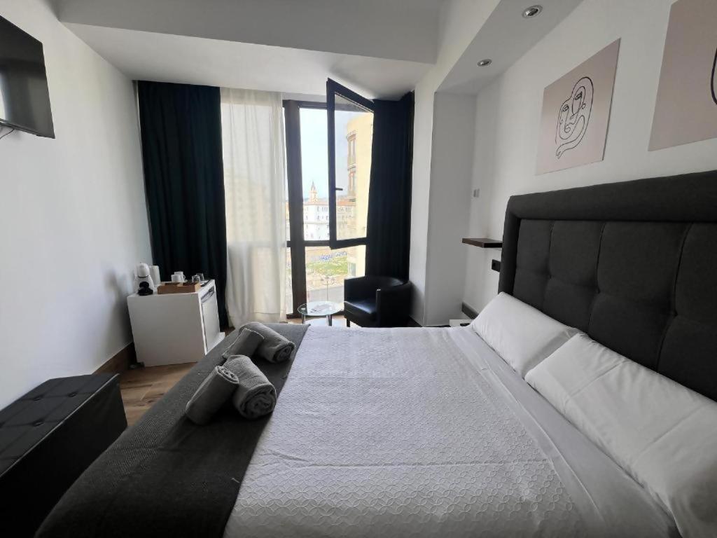 Ilustre Rooms Малага Номер фото